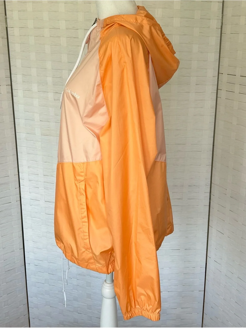 Columbia Flash Forward Orange Peach Lightweight Windbreaker
